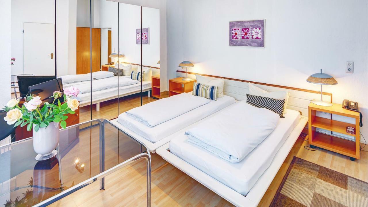 Hotel Cornelia バートナウハイム エクステリア 写真